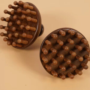 فرشاة خشبية للمساج